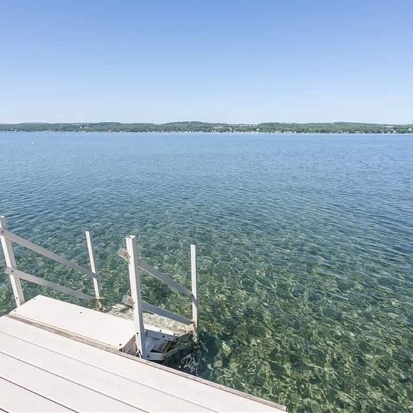 Sandy Beach Haven - Modern Canandaigua Lake House