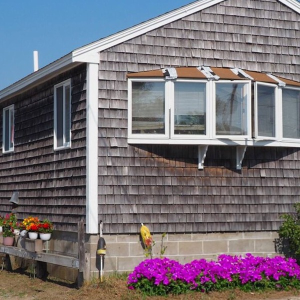 Sandy Toes Salisbury Beach Cottage