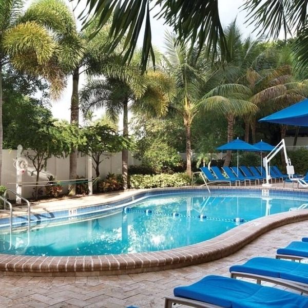 Santa Barbara | Romantic Beach Retreat | Pool + Beach