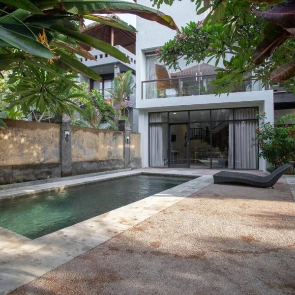 Santai Surf House