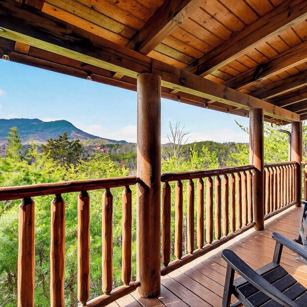 Scenic View, King Bed, Hot Tub, Private Getaway
