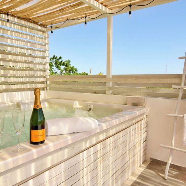 SD 5BR Oceanview Residence + Free Bonus