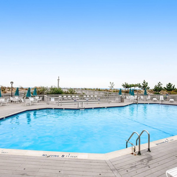 Sea Colony lanai condo with pools, tennis/pickle ball courts, fitness center