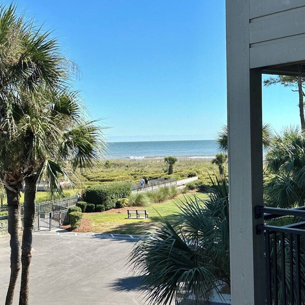Seabatical-Beautiful ocean view! w/new bikes & Chairs