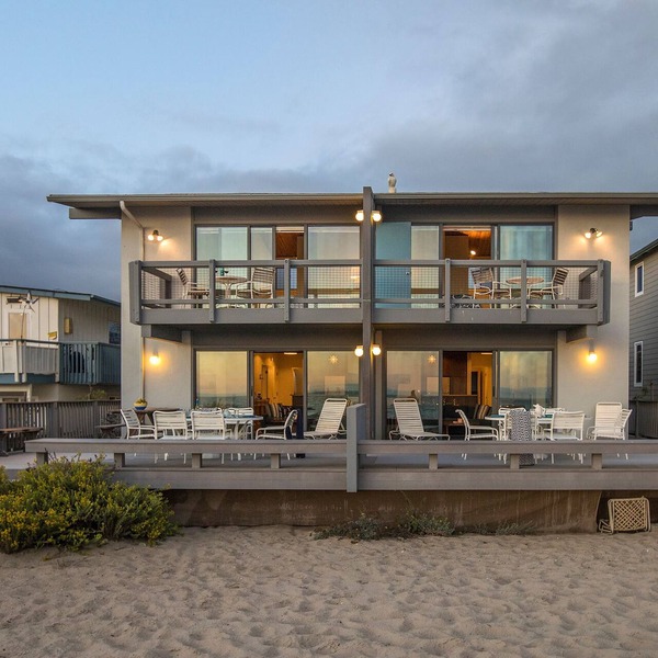 Seahorse Retreat - Double The Fun, BEACHFRONT, In Carpinteria!