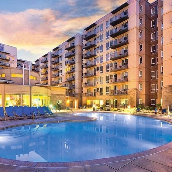 Seaside Beachfront Resort! 3 Bedroom. (Add Nights 5, 6 &7 only $50 each)