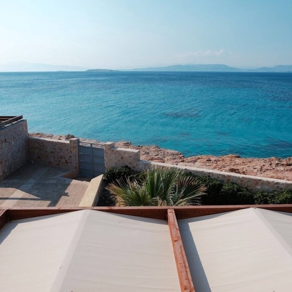 Seaside Luxury Villa & Pool