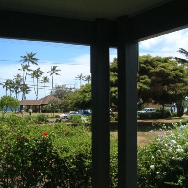Seaside Studio - Oceanview A/C & WI-FI - 1 minute from Poipu Beach Park