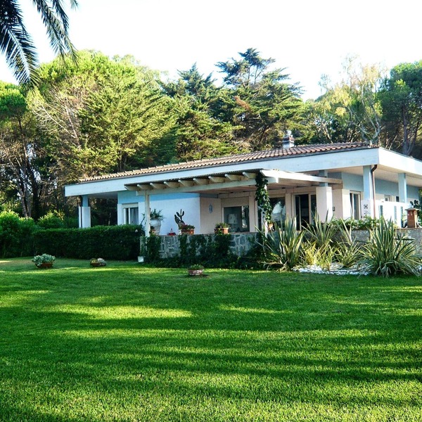 Seaside villa with spectacular views of the Gulf of Portoferraio