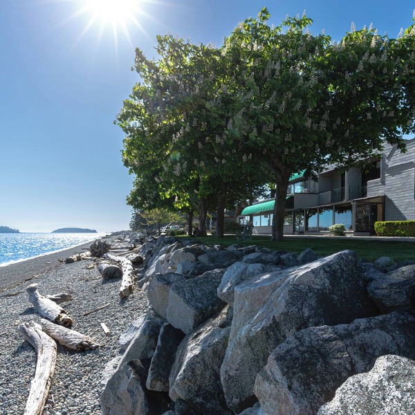 Sechelt Inn