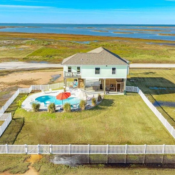 Secluded Bayfront Oasis - Heated Pool & Spa - Epic Front-Row Sunset Views & Vistas