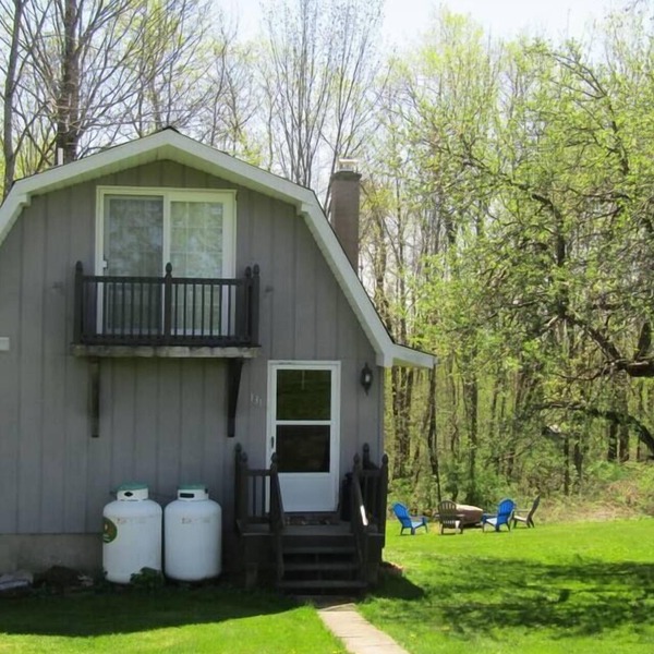 Secluded Cabin Retreat – Peace, Privacy & Nature
