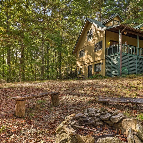 Secluded Dupont State Forest Home, Pets Welcome!