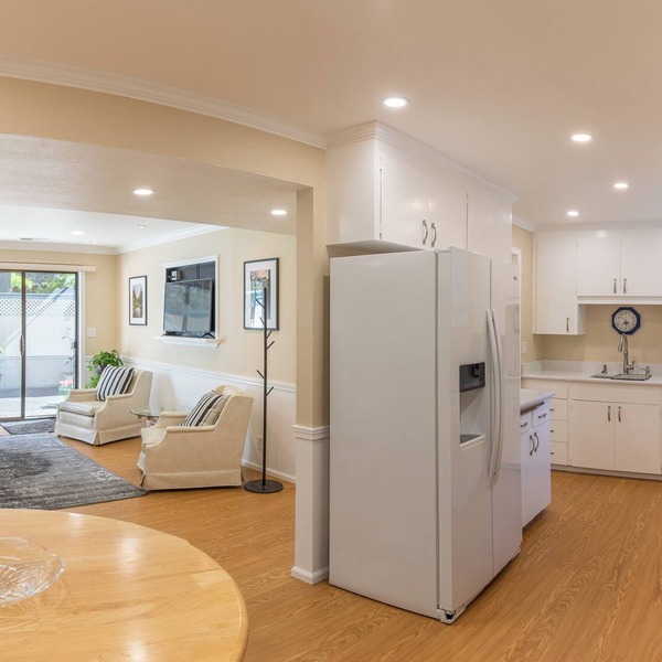 Secluded Private Suite in Bridle Trails – Near Major Tech & 25 Min to Seattle