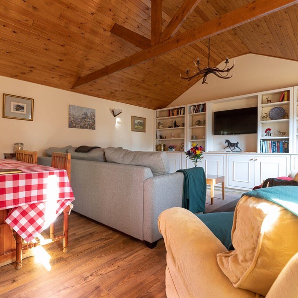 Secluded Stables With Parking in Grounds of Home in the Heart of the new Forest