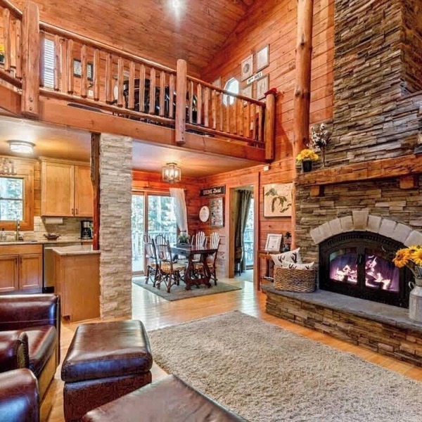 Secluded Torch Lake Cabin, 3BR, Sleeps 8, Firepit