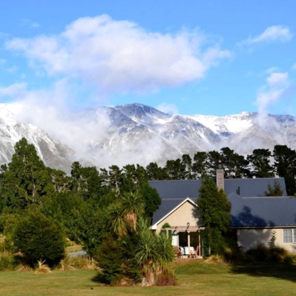 Secluded Vacation Accommodation near Mount Hutt in New Zealand