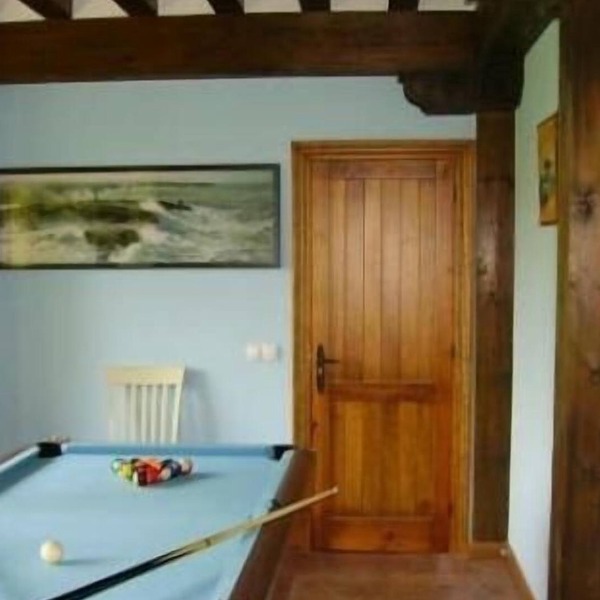 Self catering Legends of the Forest for 7 people