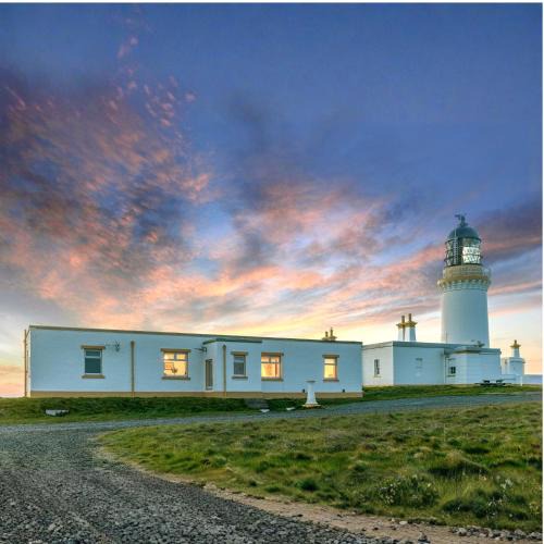 Self-catering Lighthouse Keeper's Cottage on the NC500