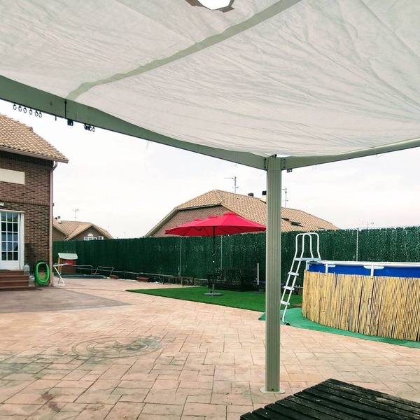 Semi-detached: pool, barbecue, chillout, 400m patio