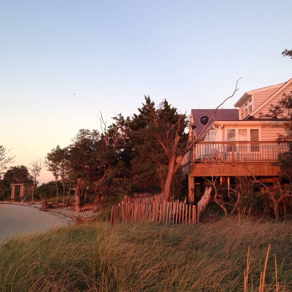 Serene Bayfront Cottage on Private Beach - Waterfront Beach House