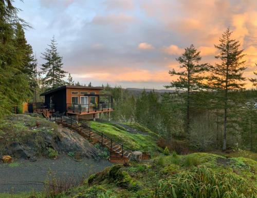Serene Forest Retreat
