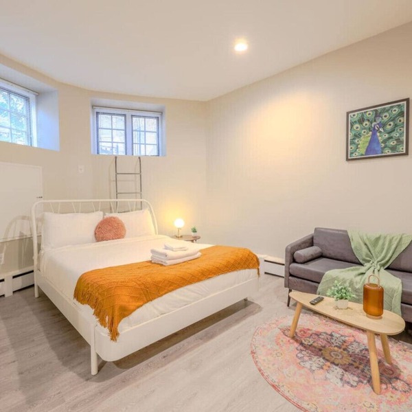 Serene South End Studio