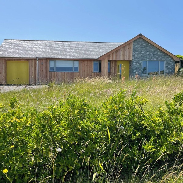 Seven Bays beaches, Trevose Golf Club and Trevose Headland within minutes walk