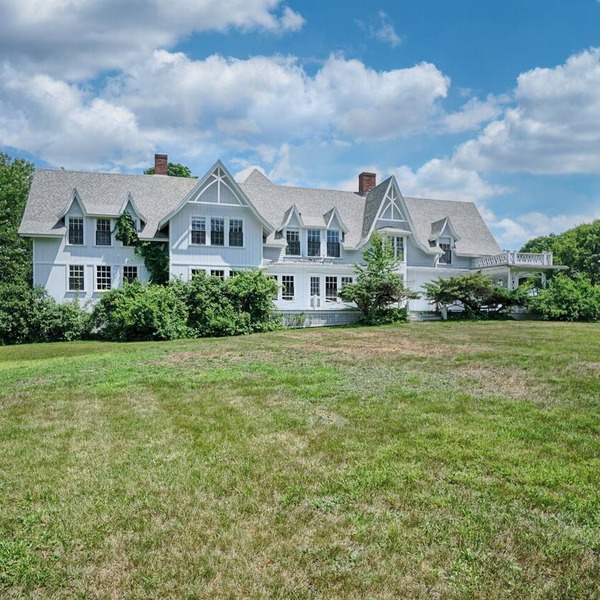 Seven Gables by Bayley Vacation Rentals