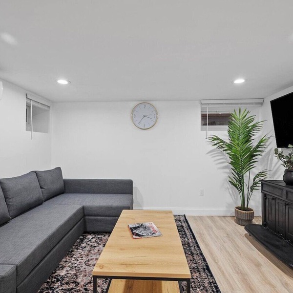 Shadyside/Pittsburgh, Modern & Quiet 1 Bedroom Apartment with Free Parking