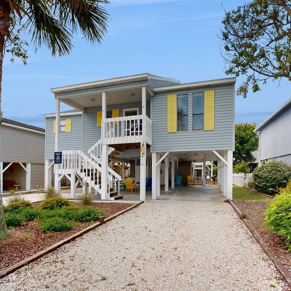Shell Box III: Dog Friendly, 1 Block from Beach