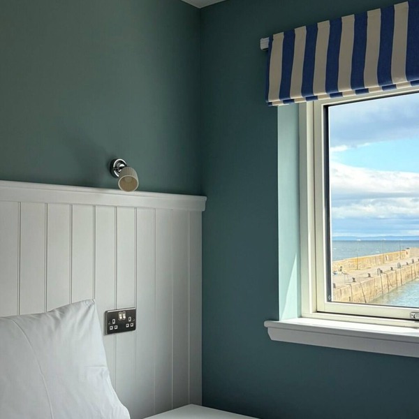 Shore Hotel
