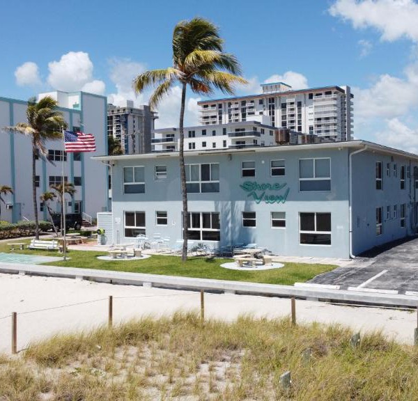 Shore View Hotel