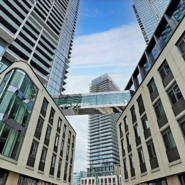 Short-term & vacation rentals condo suites full amenities. Newly-built condos