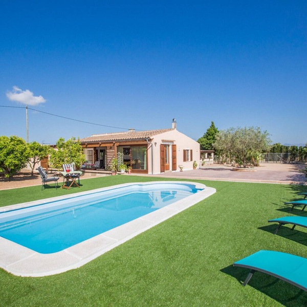 SHOSTALET - Beautiful country house with private pool in a rural environment. Free WiFi