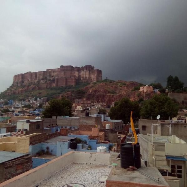 Shyam Palace P Guest House