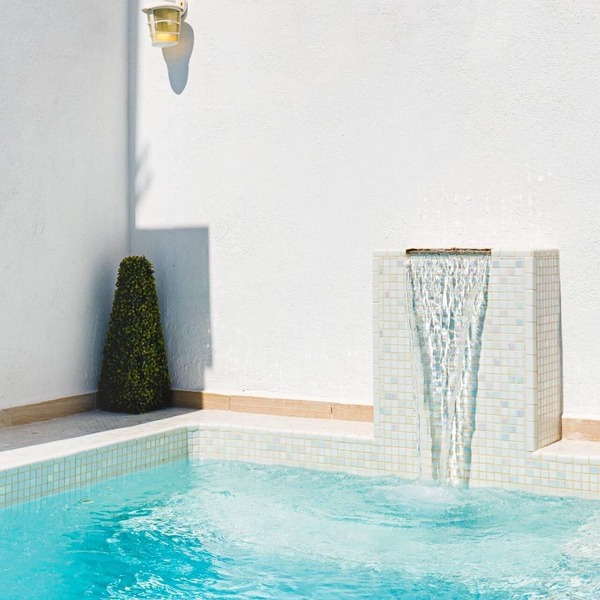 Sitges Centre Mediterranean House- 5 Bed/4 Bath/Private Pool- Sleeps up to 11