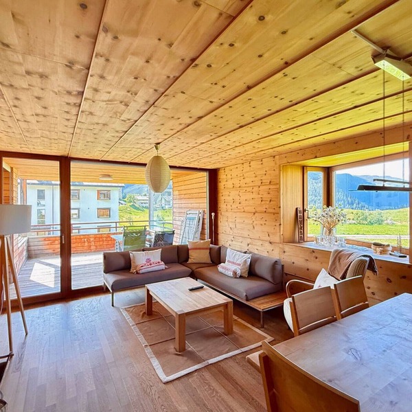 Ski Apartment with Fireplace & Mountain Views