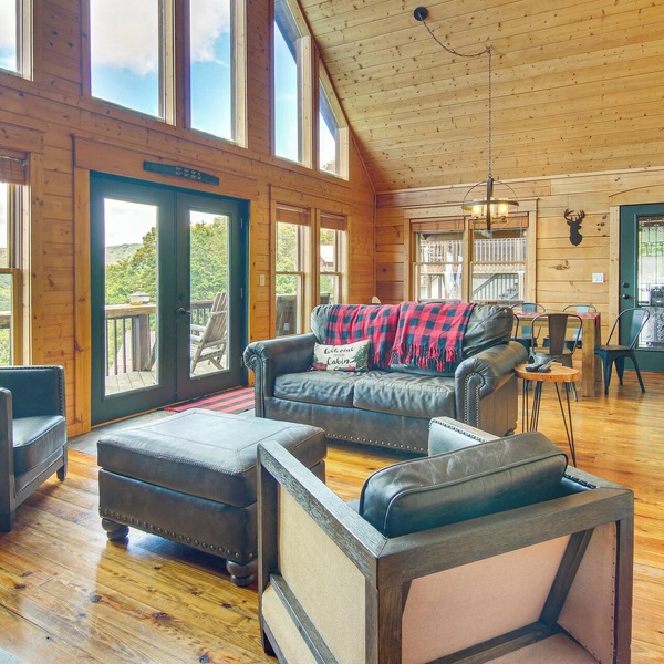 Ski & Hike: Mars Hill Mountaintop Cabin w/Views