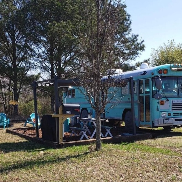 Skoolie Glamping