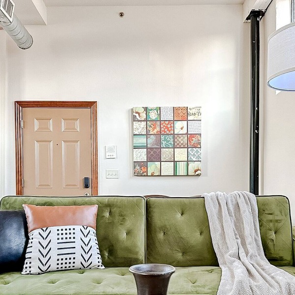 Sleepover: Supreme 2BD/1BA Condo - Downtown Springfield