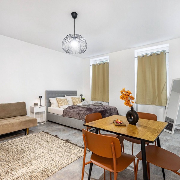 Smart Home Studio | Near Ku’damm Living Apartment 2 – Modern Comfort in Berlin