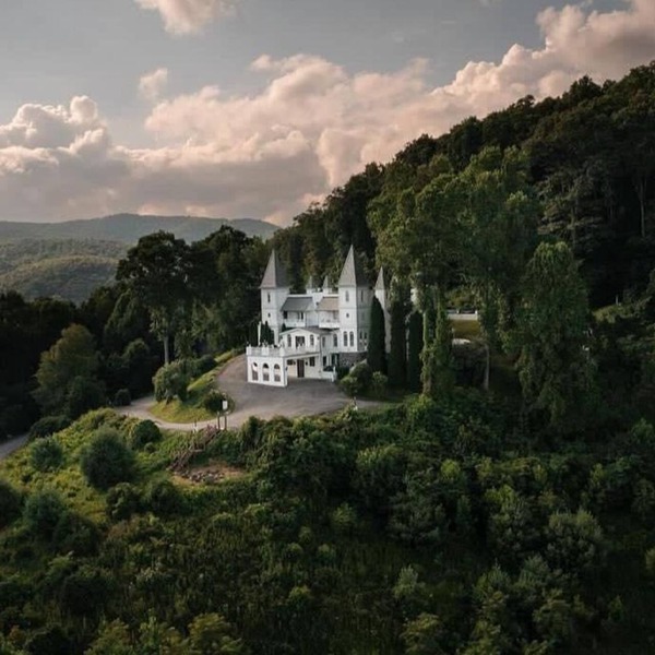 Smithmore Castle [ America's only 5 Star Castle Hotel ]