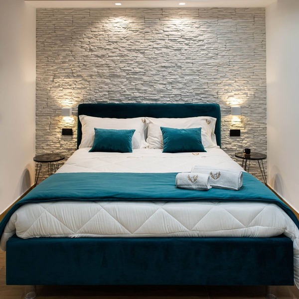 Sofì Center Rooms. Charme Room