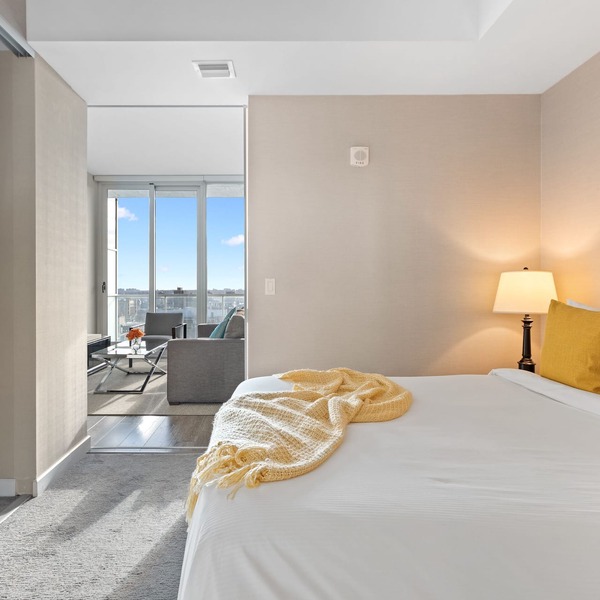 SOHO Residences Lisgar