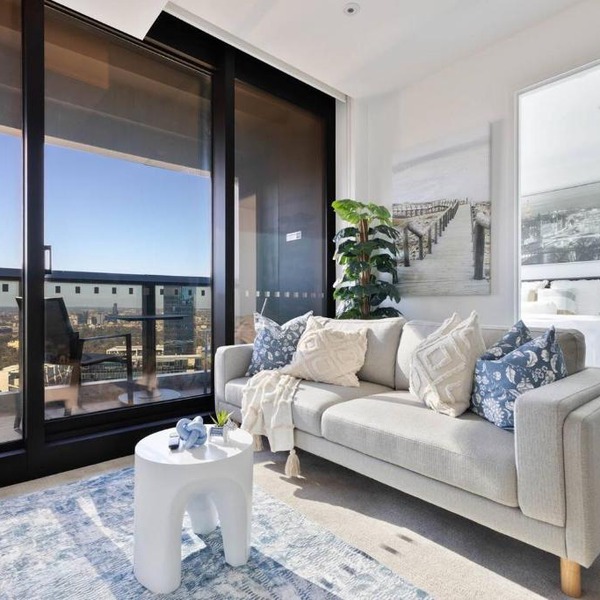 Solena - Riverside Comfort with Pools and Sky Lounge