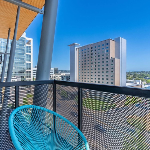 Sophari Downtown: Bellevue Apartments
