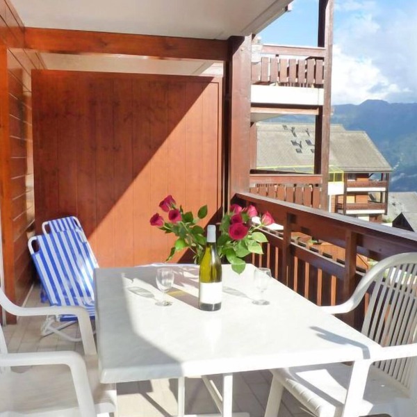 Sources 4109 by Interhome