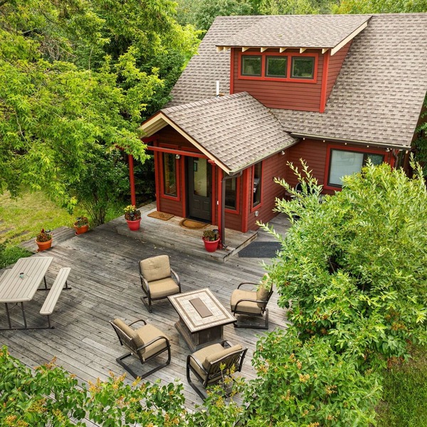 Sourdough Ranch Black Bear Cottage -Cozy Cottage Just 10 Minutes From Bozeman