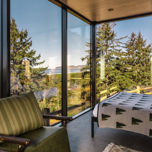 South Cape Mirror Cabin, Queen - Floor to Ceiling Expansive Views